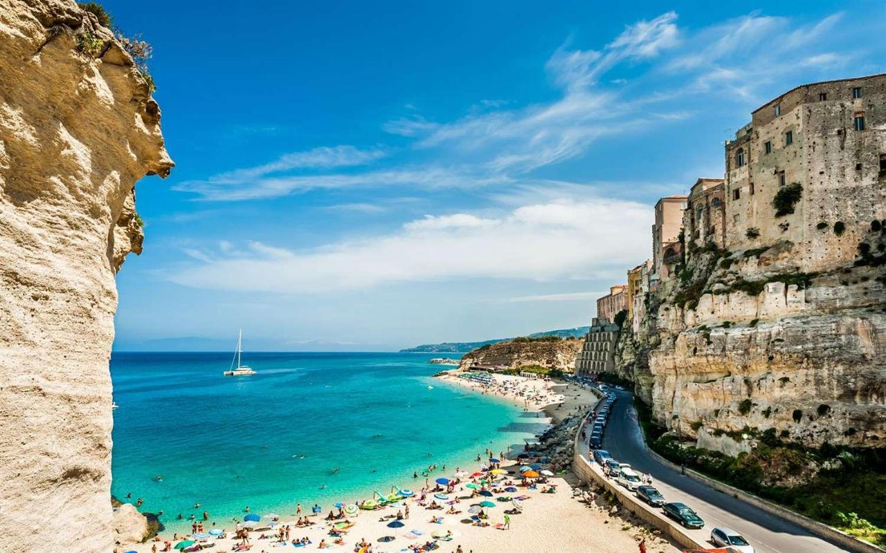Aparthotel Ninfa Sul Mare 50 M E T R I Dal Mare Parcheggio Gratuito Custodito Capo Vaticano