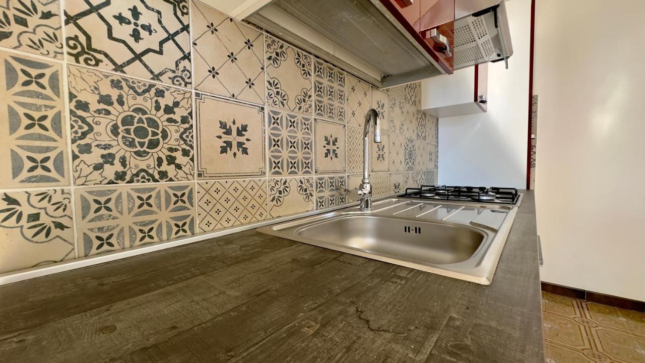Aparthotel Ninfa Sul Mare 50 M E T R I Dal Mare Parcheggio Gratuito Custodito Capo Vaticano
