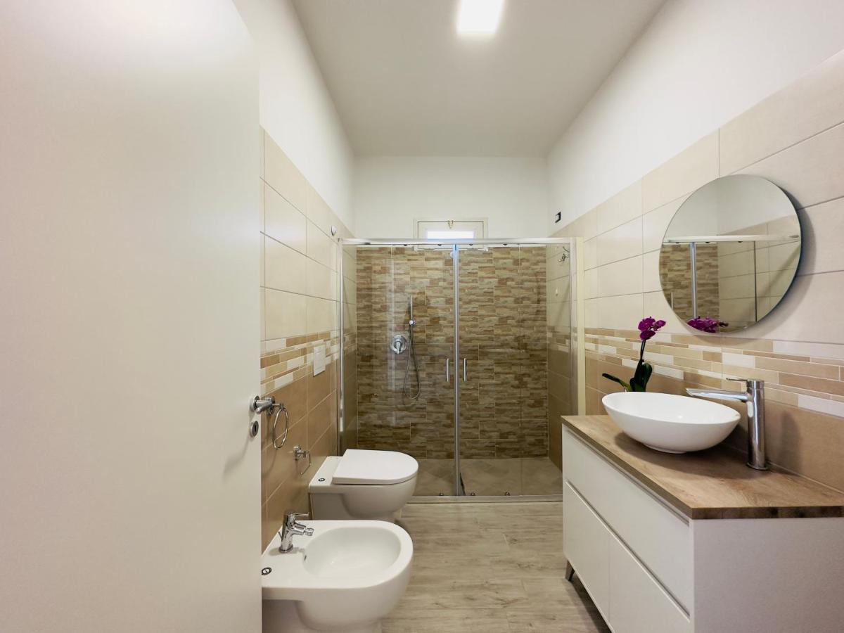 Aparthotel Ninfa Sul Mare Apartments 50 M E T R I Dal Mare Best Breakfast And Free Parking *