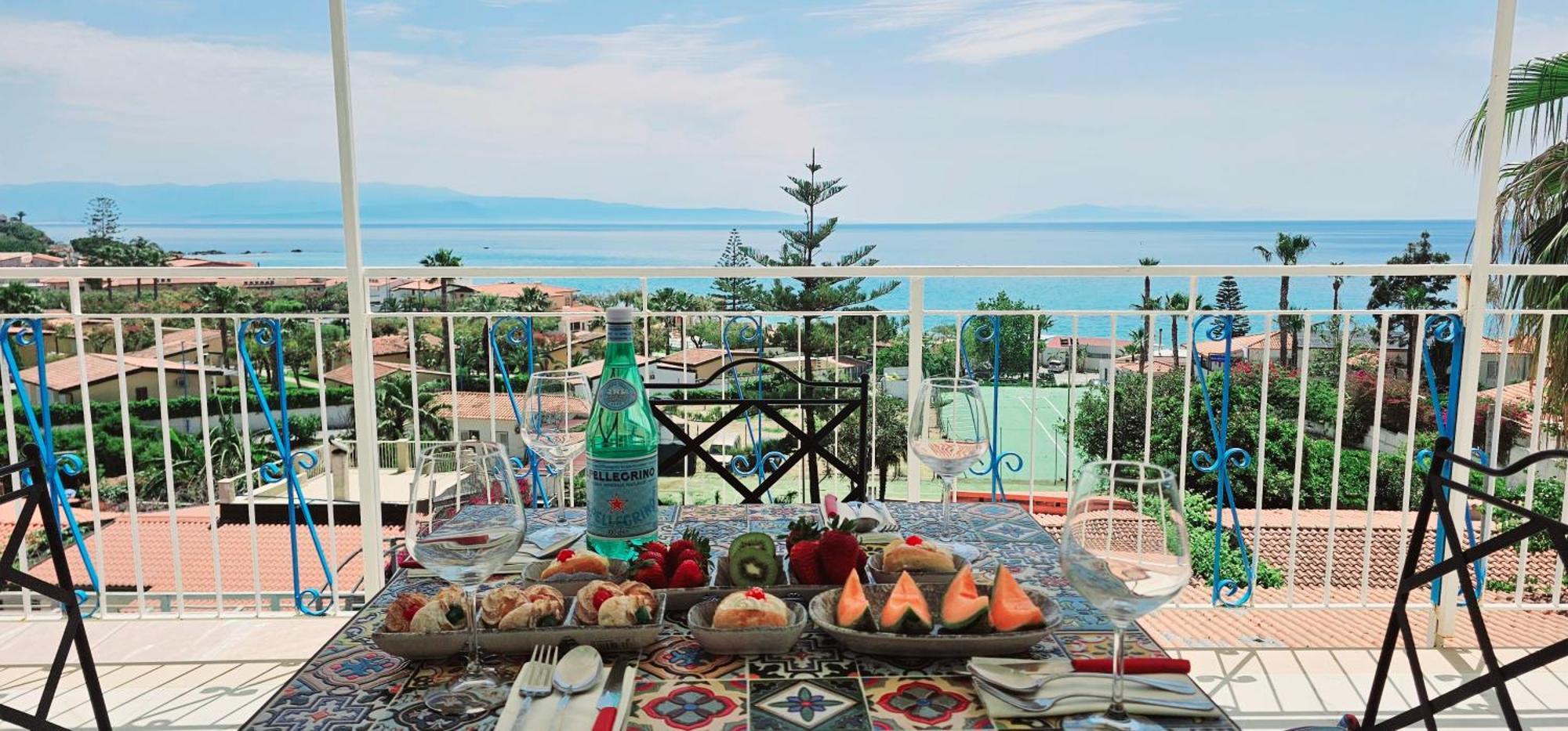 Aparthotel Ninfa Sul Mare 50 M E T R I Dal Mare Parcheggio Gratuito Custodito Capo Vaticano