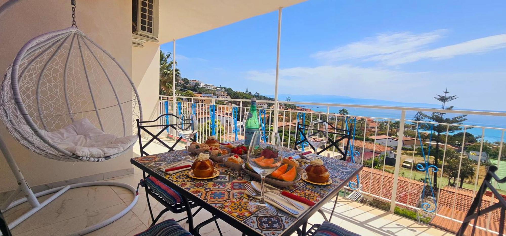 Ninfa Sul Mare 50 M E T R I Dal Mare Parcheggio Gratuito Custodito Aparthotel