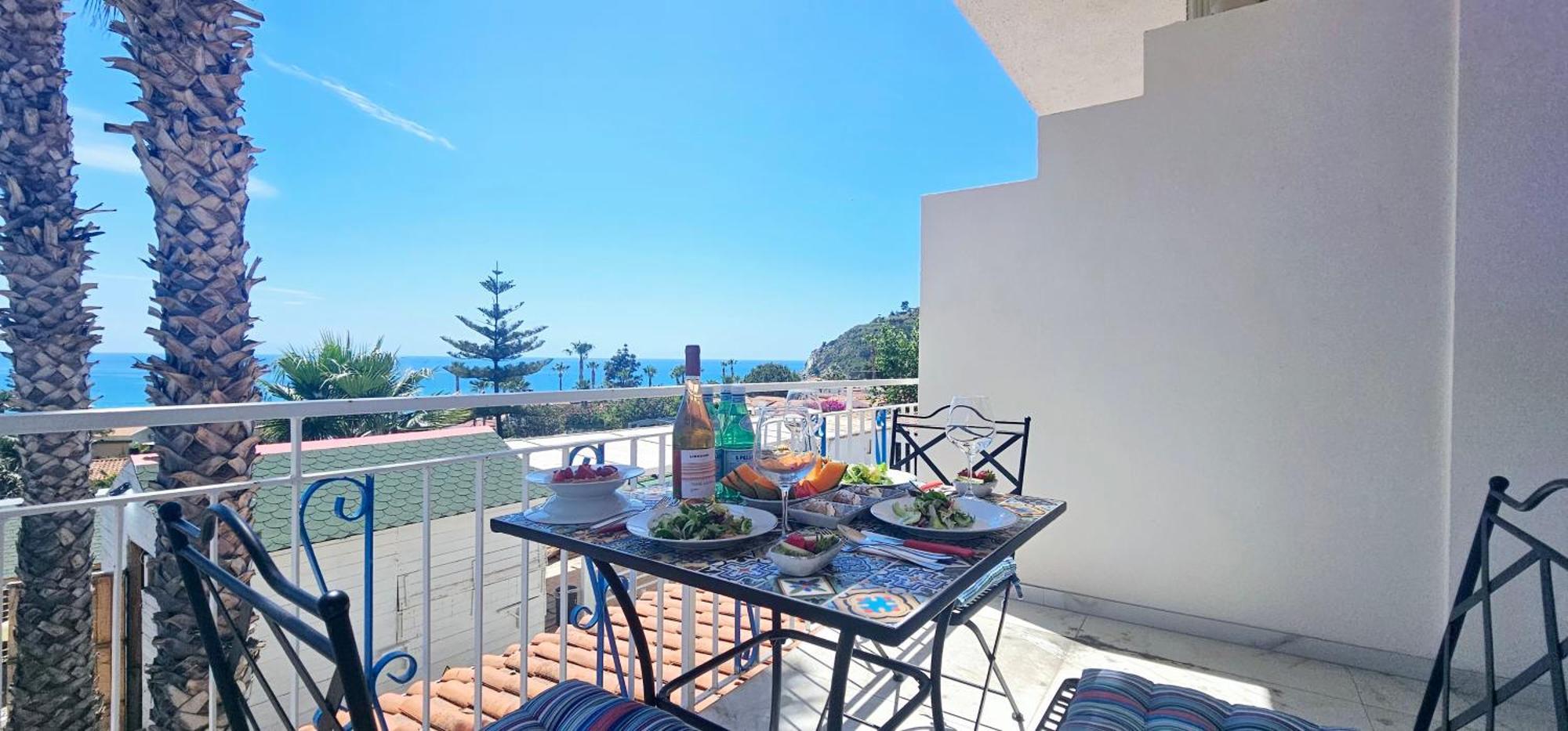 Ninfa Sul Mare 50 M E T R I Dal Mare Parcheggio Gratuito Custodito Aparthotel *